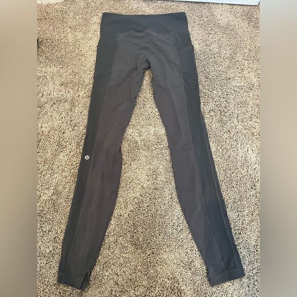 Lululemon Grey Leggings with pockets and ankle slit - Picture 1 of 9